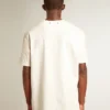Camicia bianca da uomo con trattamento invecchiato