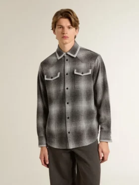 Camicia da uomo grigia con ricami bianchi