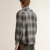 Camicia da uomo grigia con ricami bianchi