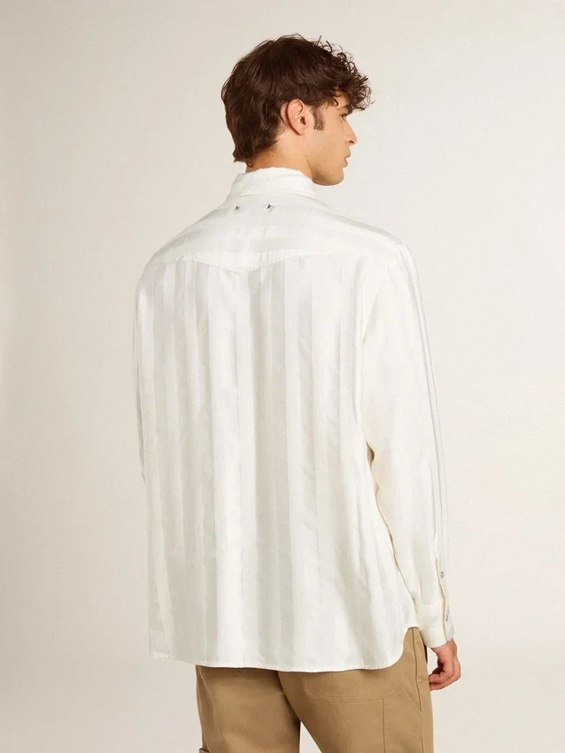 Camicia da uomo oversize effetto consumato con righe verticali
