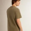 Camicia da uomo verde oliva con scritta dorata