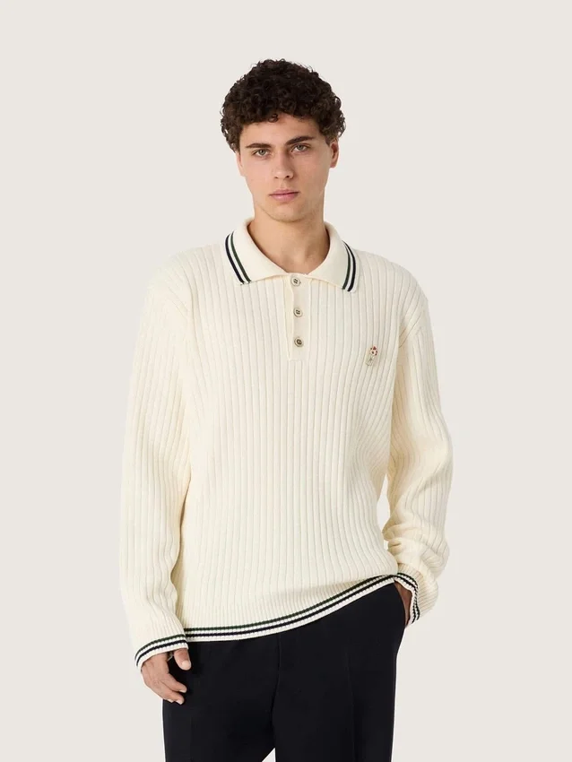 Camicie da uomo a maniche lunghe in maglia bianca con bordi a contrasto e spilla rimovibile
