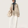 Cardigan da donna con cintura in misto lana beige con ricami a contrasto