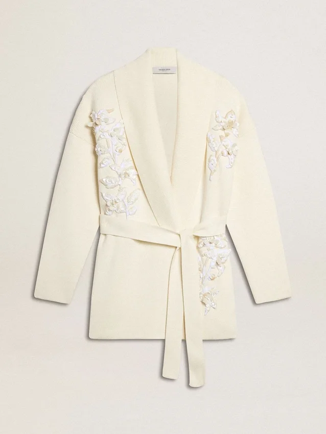 Cardigan da donna in cotone color crema con ricami floreali