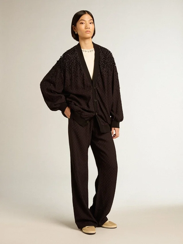 Cardigan da donna nero con ricamo sfumato