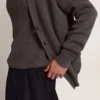 Cardigan da uomo in cotone grigio melange con logo sul retro