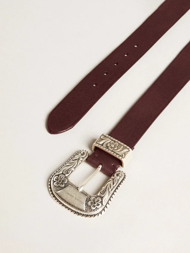 Cintura da donna in pelle bordeaux con fibbia decorata in argento