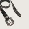 Cintura da donna in pelle nera con borchie