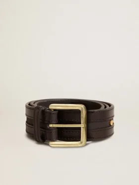 Cintura da donna nera in pelle lavata con borchie dorate