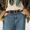 Cintura da donna Sierra in pelle color mogano con borchie decorative
