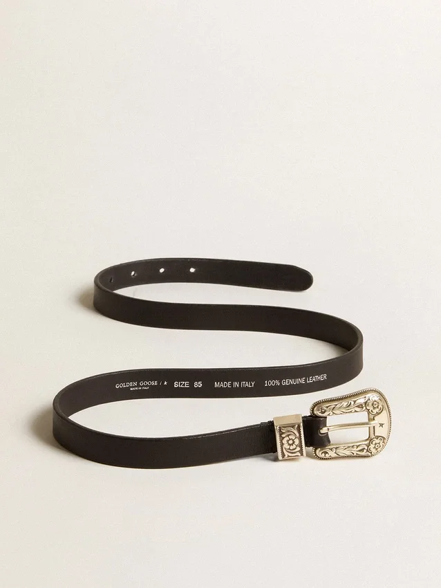 Cintura nera in pelle lavata con fibbia color argento