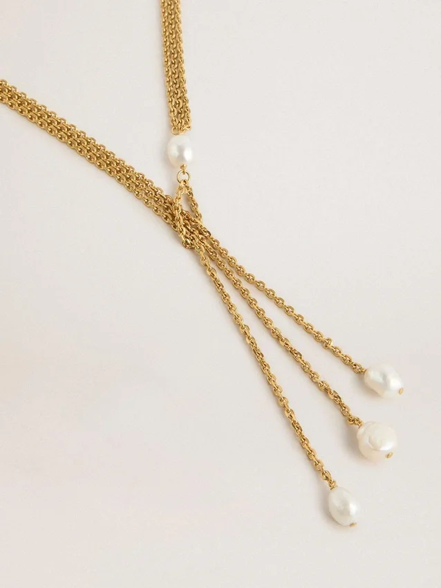 Collana con catene color oro antico e perle