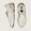 Dad-Star da donna in pelle scamosciata e mesh con stella in pelle bianca e linguetta sul tallone in pelle beige