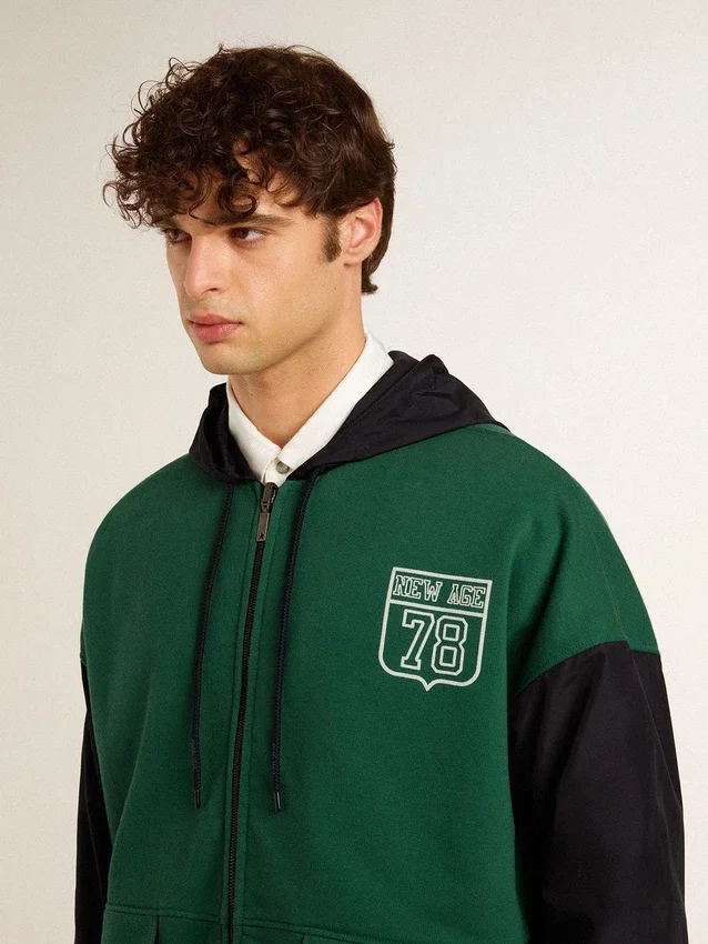 Felpa con cappuccio reversibile da uomo verde e blu