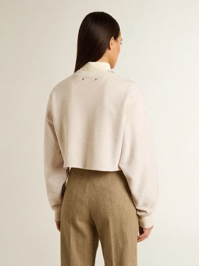 Felpa corta da donna in cotone color crema con cristalli sul davanti
