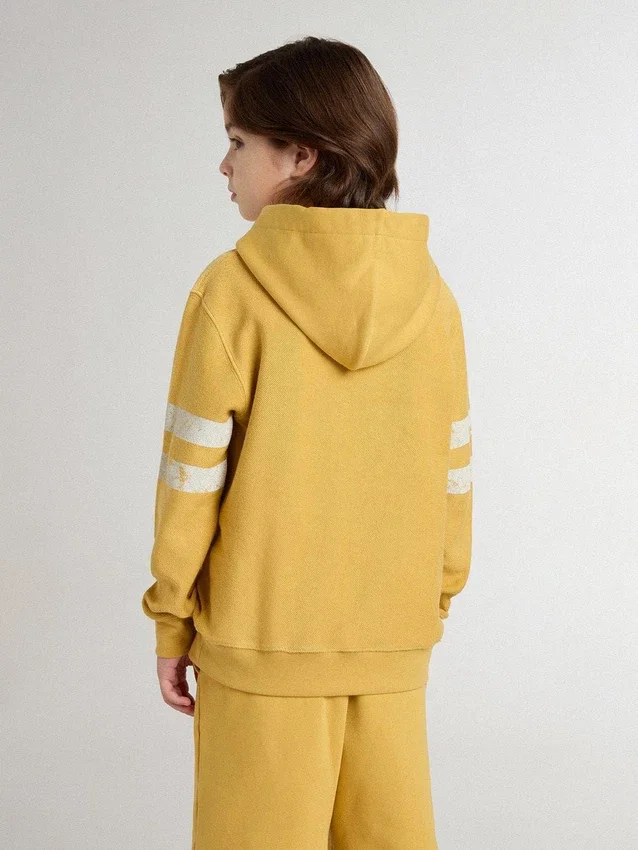Felpa gialla da bambino con stampa vintage