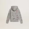 Felpa grigia da bambino con scritte stampate multicolori