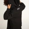 Felpa nera con cappuccio, stella bianca a contrasto e logo