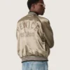 Giacca bomber unisex in raso verde con orli e collo a costine