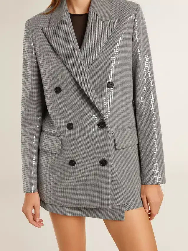 Giacca boyfriend doppiopetto in lana con motivo a micro pied-de-poule e paillettes