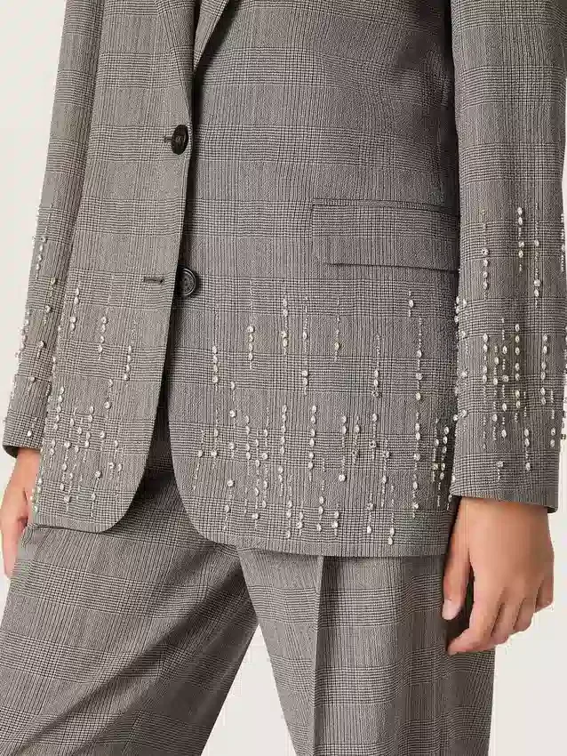 Giacca da donna in tessuto grigio con motivo Principe di Galles e ricami in cristallo