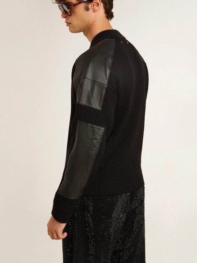 Giacca da uomo in lana merino nera con toppe in pelle