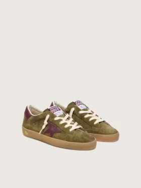 Giovane Super-Star in pelle scamosciata verde militare con stella in pelle bordeaux e linguetta sul tallone