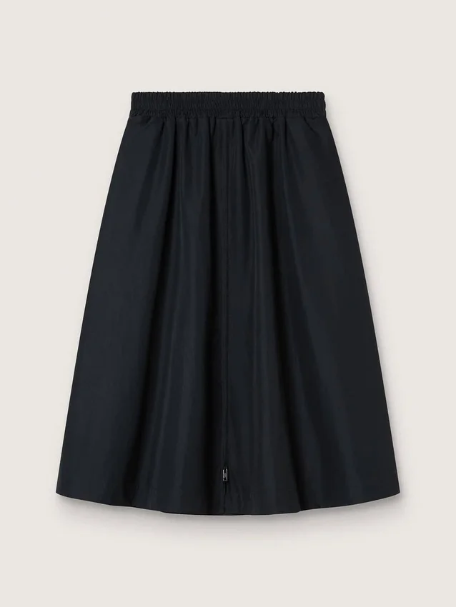 Gonna svasata in nylon tecnico nero