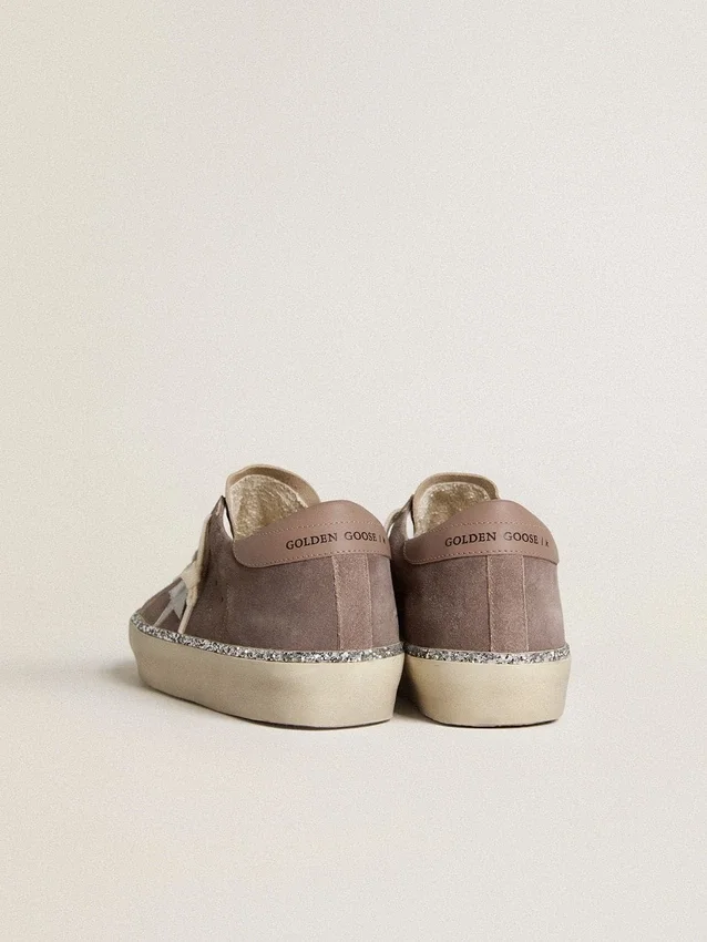 Hi Star da donna in pelle scamosciata con stella in pelle argentata e linguetta sul tallone in pelle