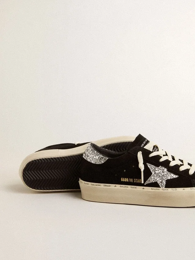 Hi Star da donna in pelle scamosciata nera con stella glitterata argento