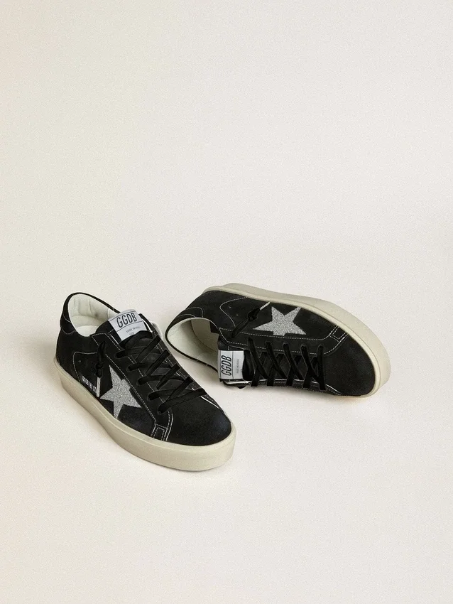 Hi Star da donna in pelle scamosciata nera con stella in cristallo Swarovski argento