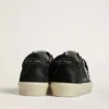 Hi Star da donna in pelle scamosciata nera con stella in cristallo Swarovski argento