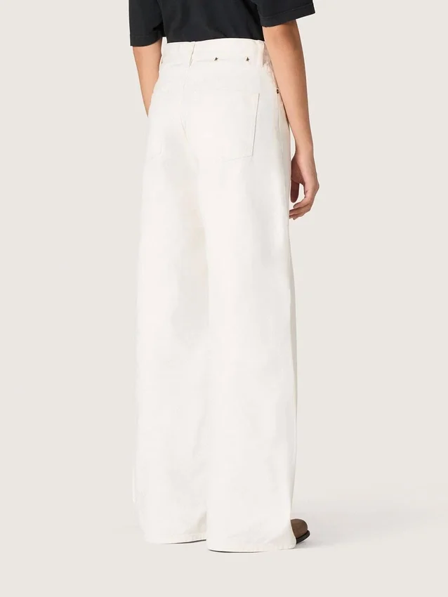 Jeans da donna Golden in stile boyfriend in denim bull bianco ottico