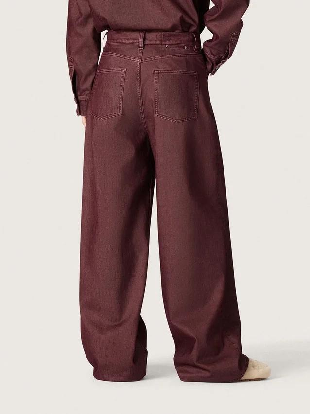Jeans da donna in denim bordeaux