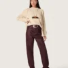 Jeans da donna in denim bordeaux con cristalli sfumati