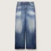 Jeans da donna in stile boyfriend in denim blu con stampa d’archivio