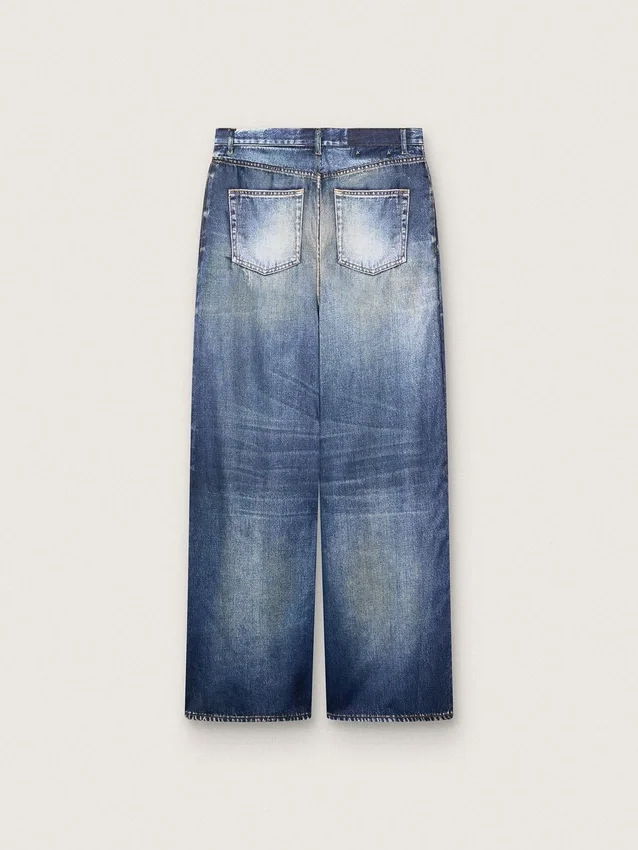 Jeans da donna in stile boyfriend in denim blu con stampa d’archivio