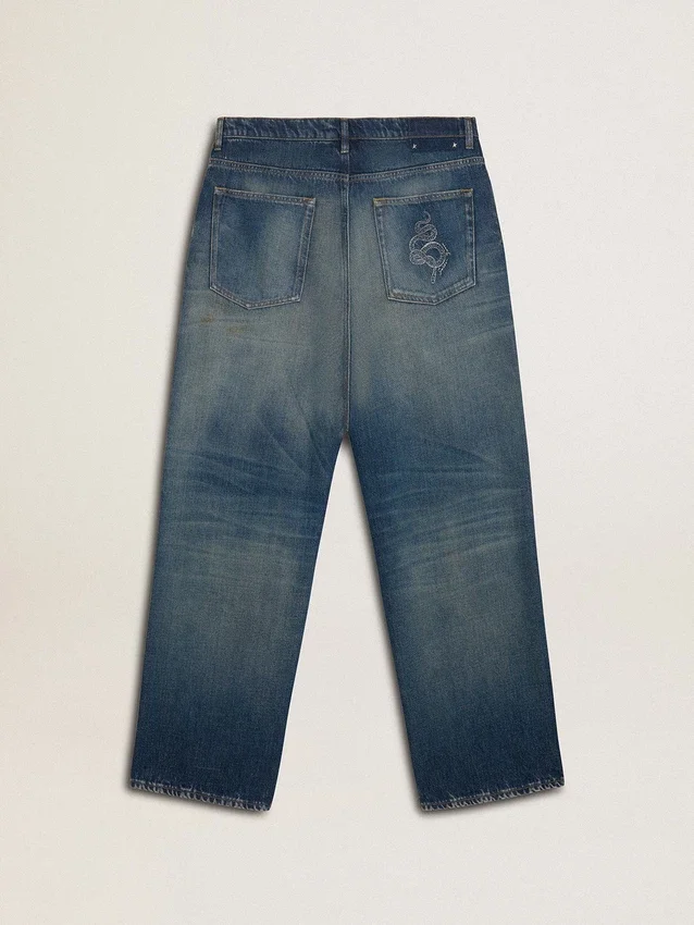 Jeans da uomo dal taglio ampio e dal lavaggio medio per il Capodanno cinese
