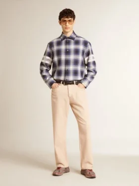 Jeans da uomo tinti di rosa