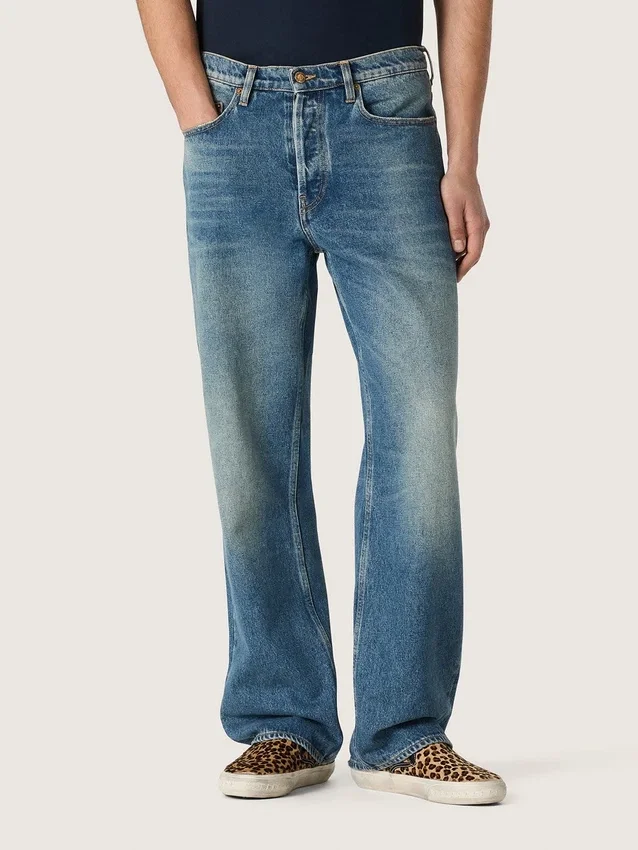 Jeans larghi blu con lavaggio medio