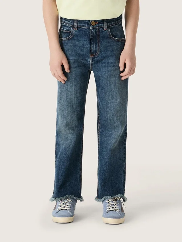 Jeans per bambini con orlo grezzo e ricamo