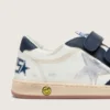 Young Ball Star in pelle bianca con stella in pelle argento metallizzato e inserti in pelle blu scuro
