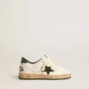 Junior Ball Star in pelle bianca con stella in pelle scamosciata verde