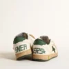 Junior Ball Star in pelle bianca con stella in pelle scamosciata verde