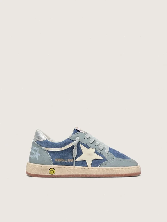Young Ball Star in pelle scamosciata azzurra e blu denim con stella in pelle bianca