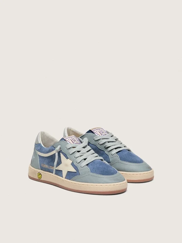 Young Ball Star in pelle scamosciata azzurra e blu denim con stella in pelle bianca