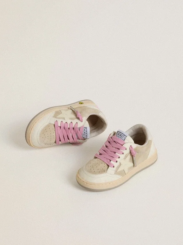 Junior Ball Star in pelle scamosciata color perla con stella in pelle e linguetta sul tallone