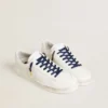 Lacci in cotone blu con logo a contrasto color oro
