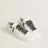 Lacci in lurex grigio scuro con logo dorato a contrasto