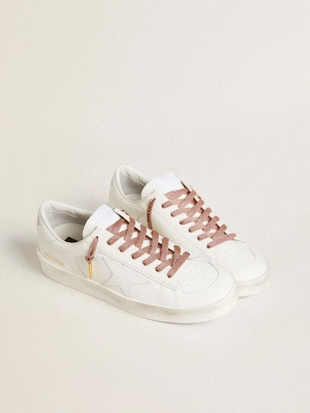 Lacci in lurex rosa salmone con logo nero a contrasto